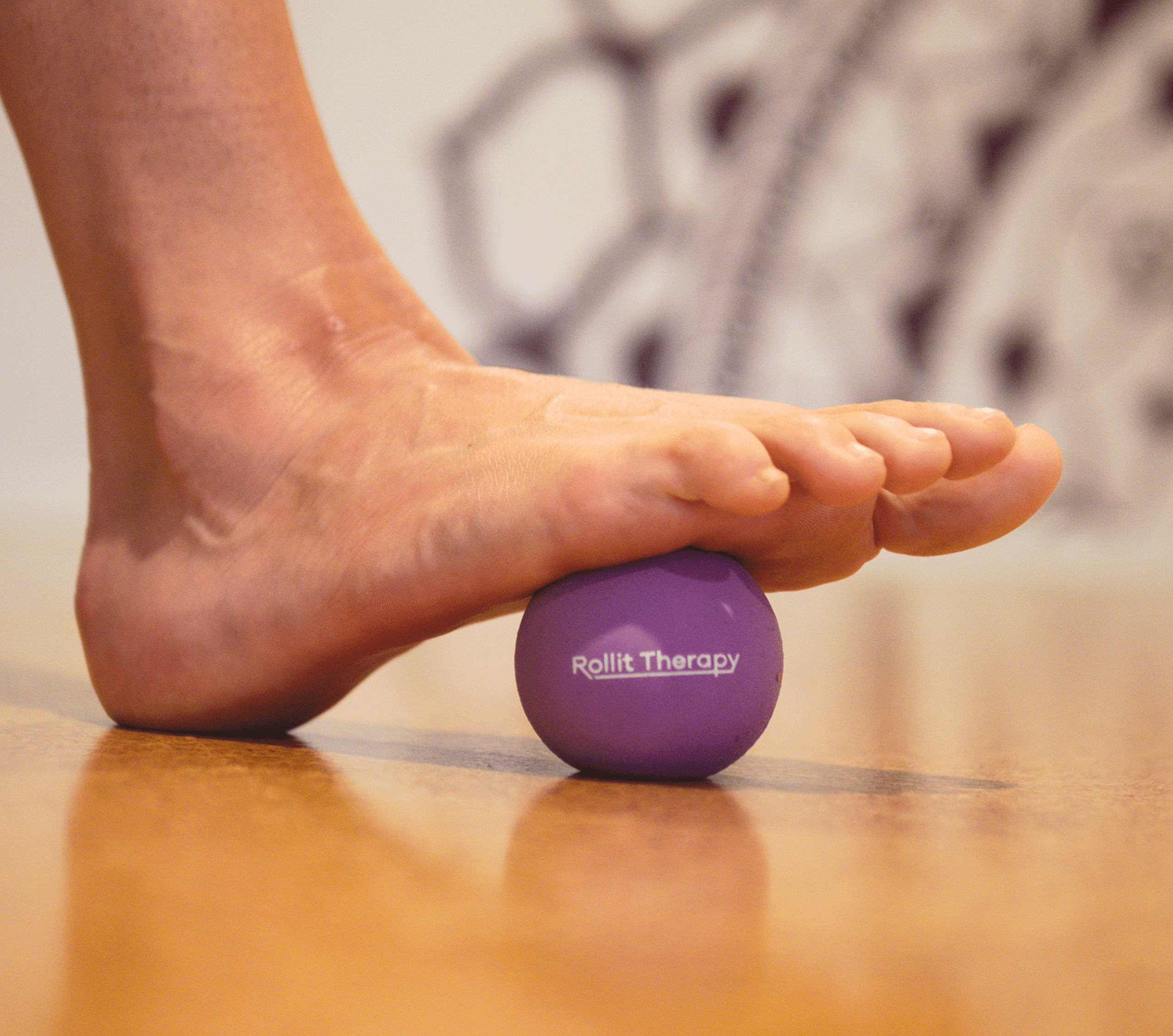 Pair of 2.5 inch (Brevis) Rubber Massage Balls - Image 3